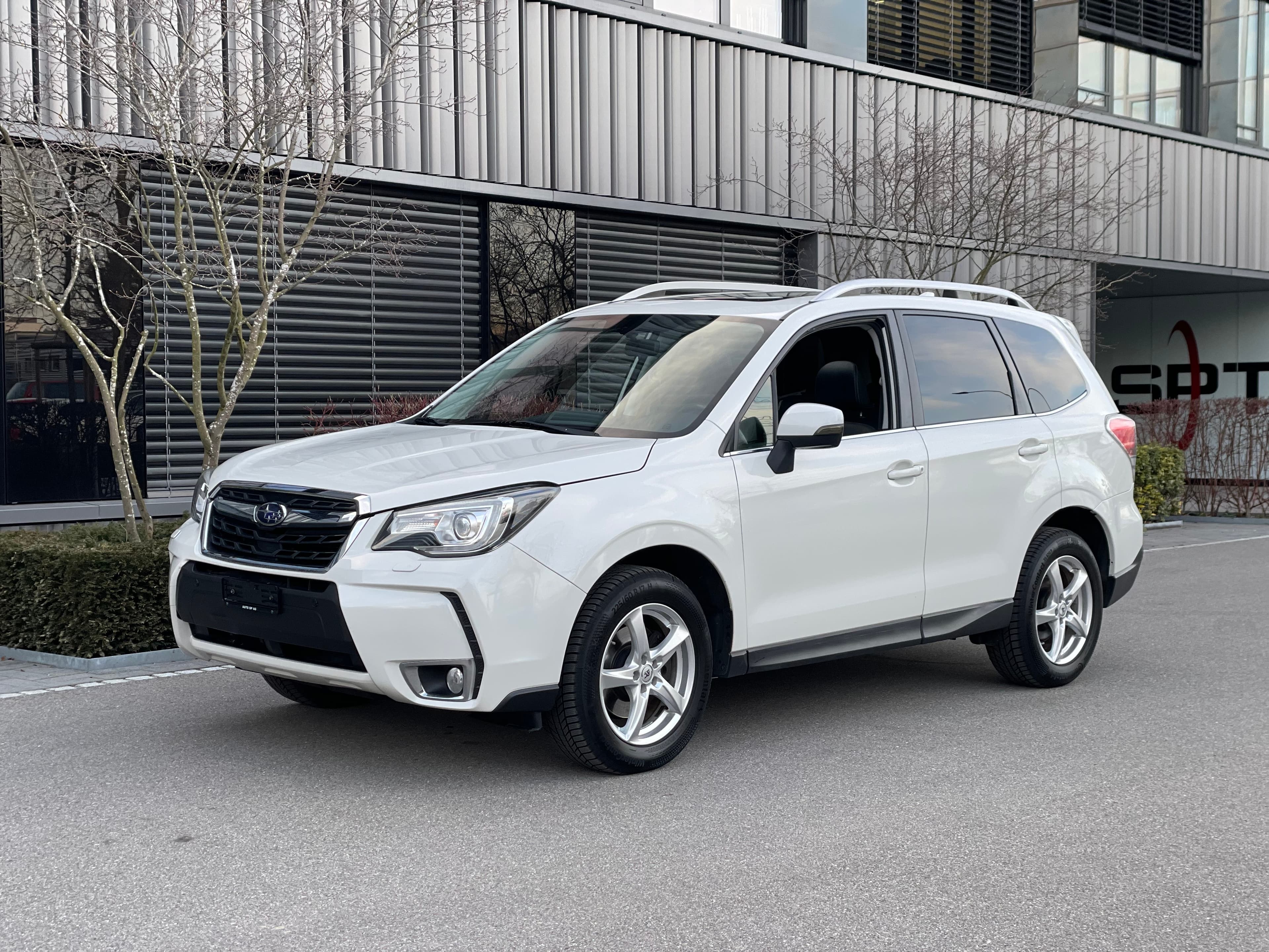 Subaru Forester 2.0D Luxury Lineatronic (Bild 1 von 13)