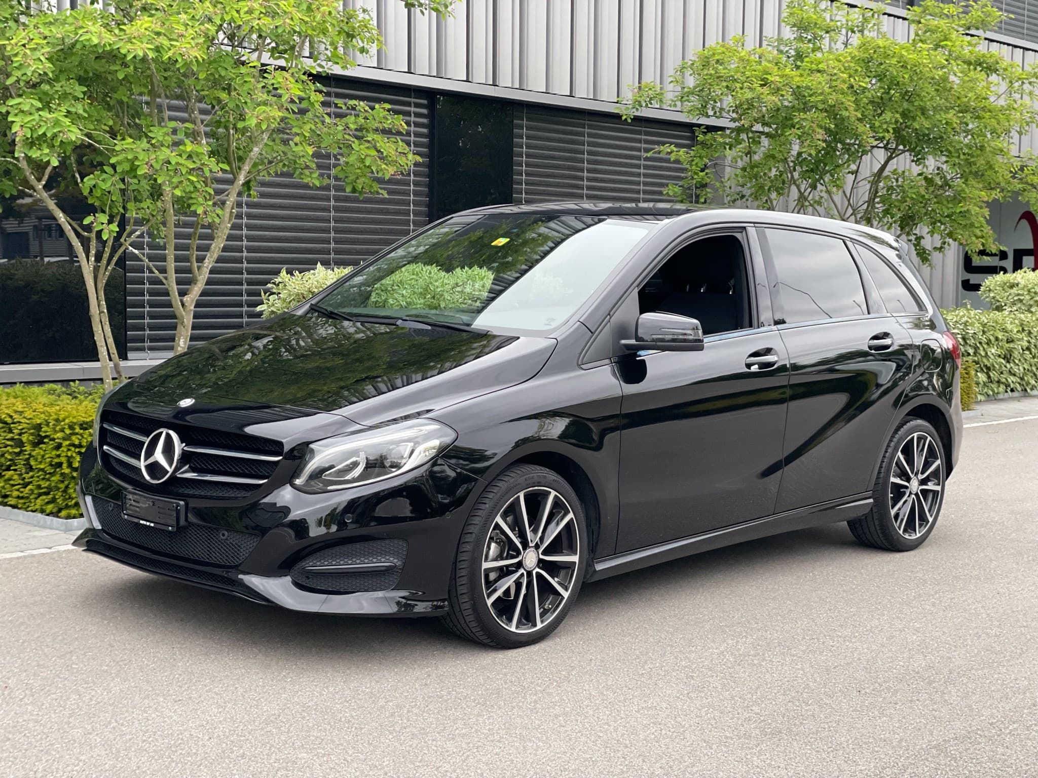 Mercedes-Benz B 200 Style (Bild 1 von 13)