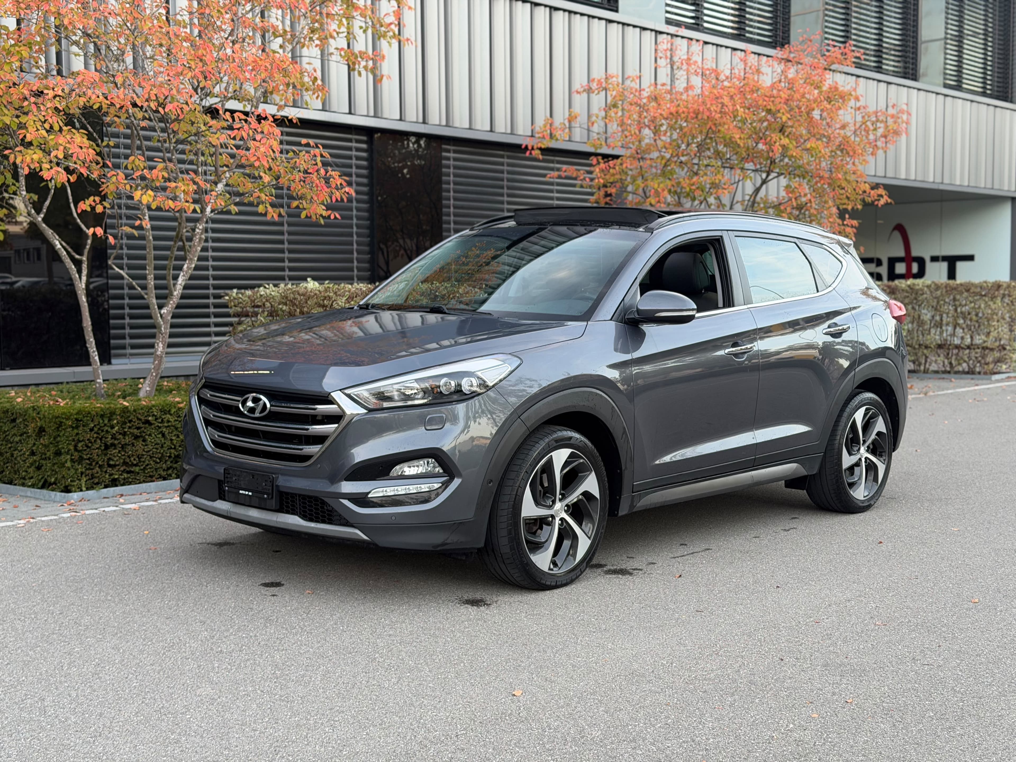 Hyundai Tucson 1.7 CRDI Vertex 2WD DTC 7 (Bild 1 von 14)
