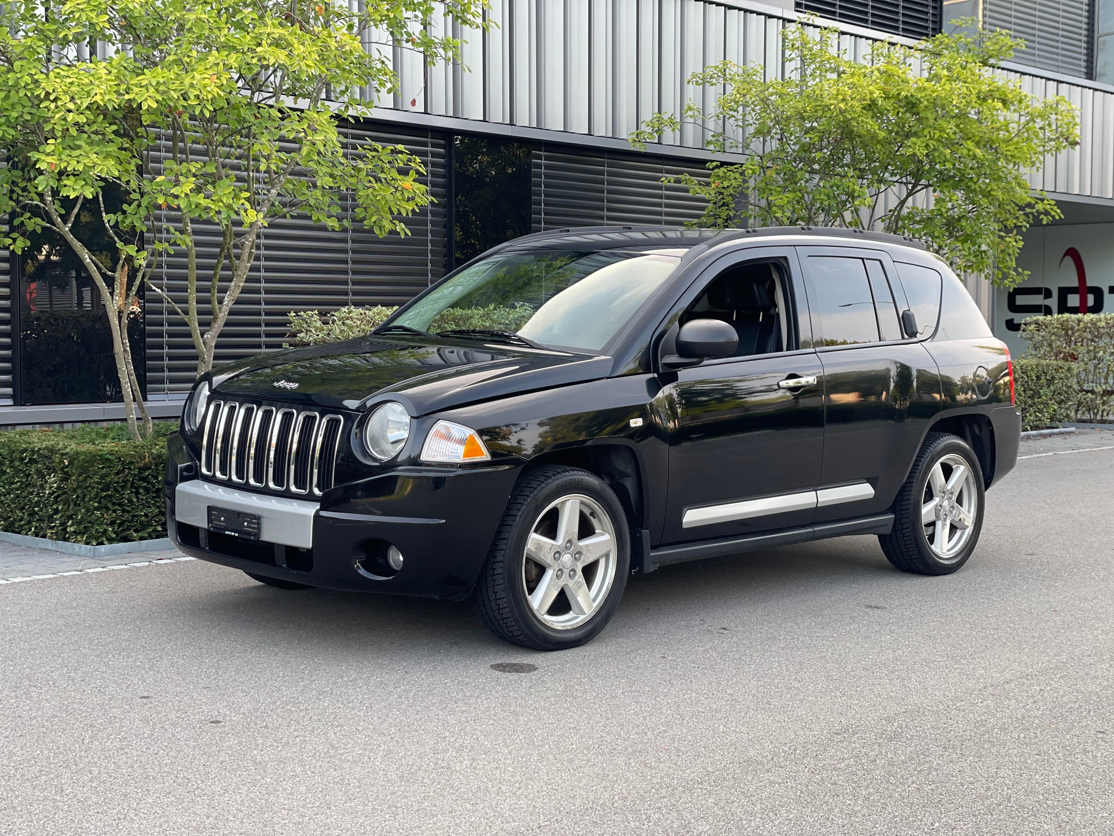 Jeep Compass 2.4 Sport (Bild 1 von 13)