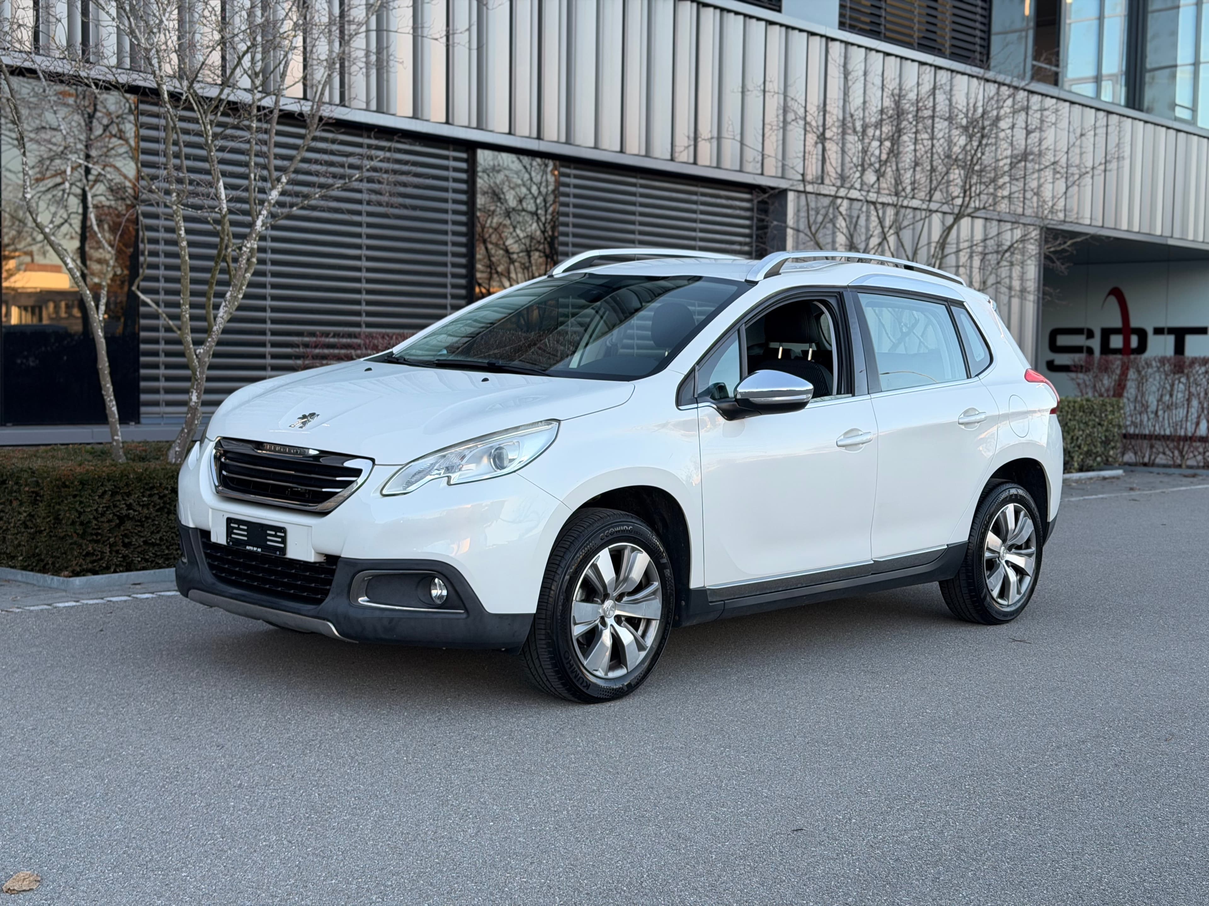 Peugeot 2008 1.2 VTI Allure (Bild 1 von 14)