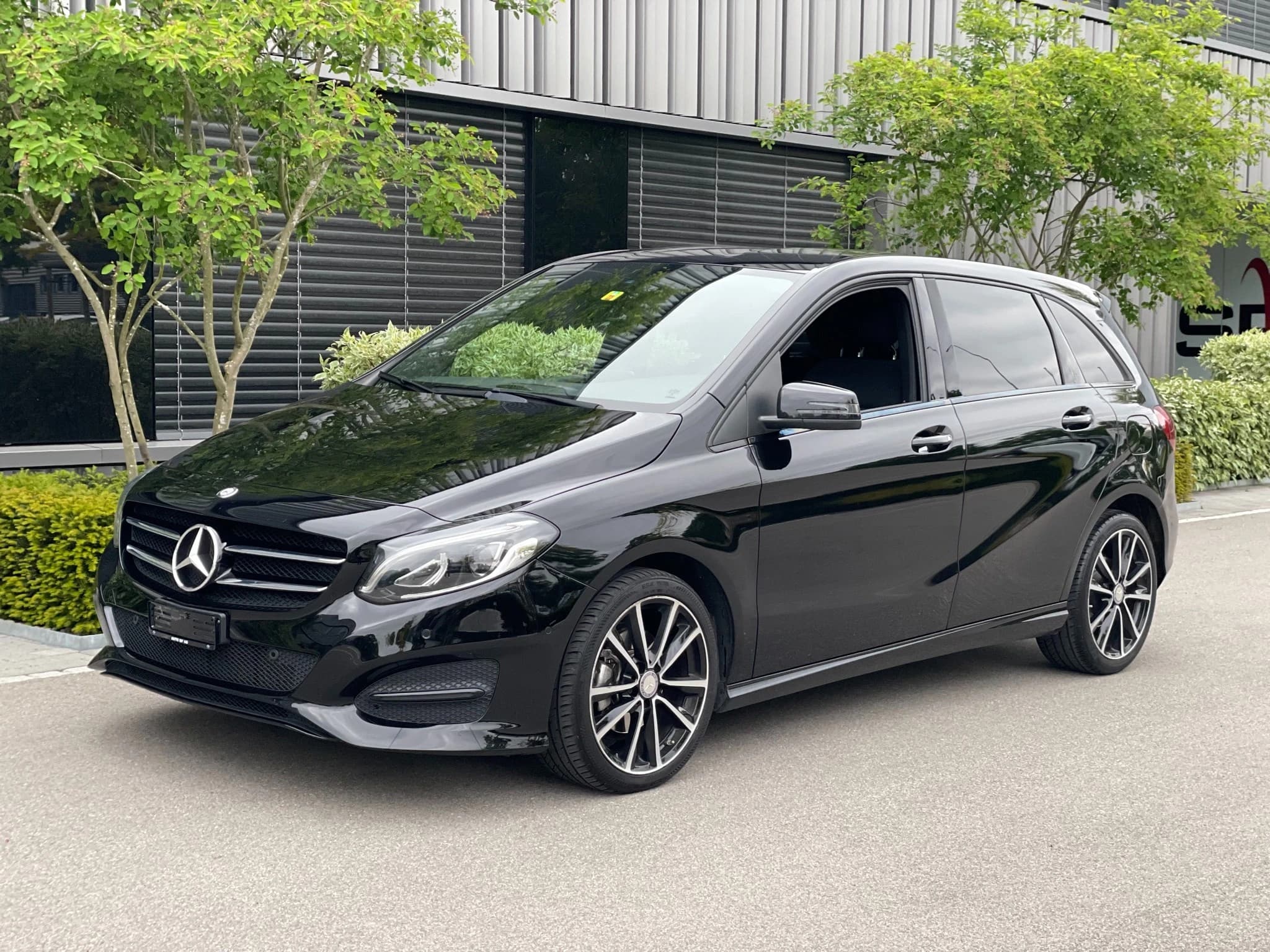 Mercedes-Benz B 200 Style (image principale)