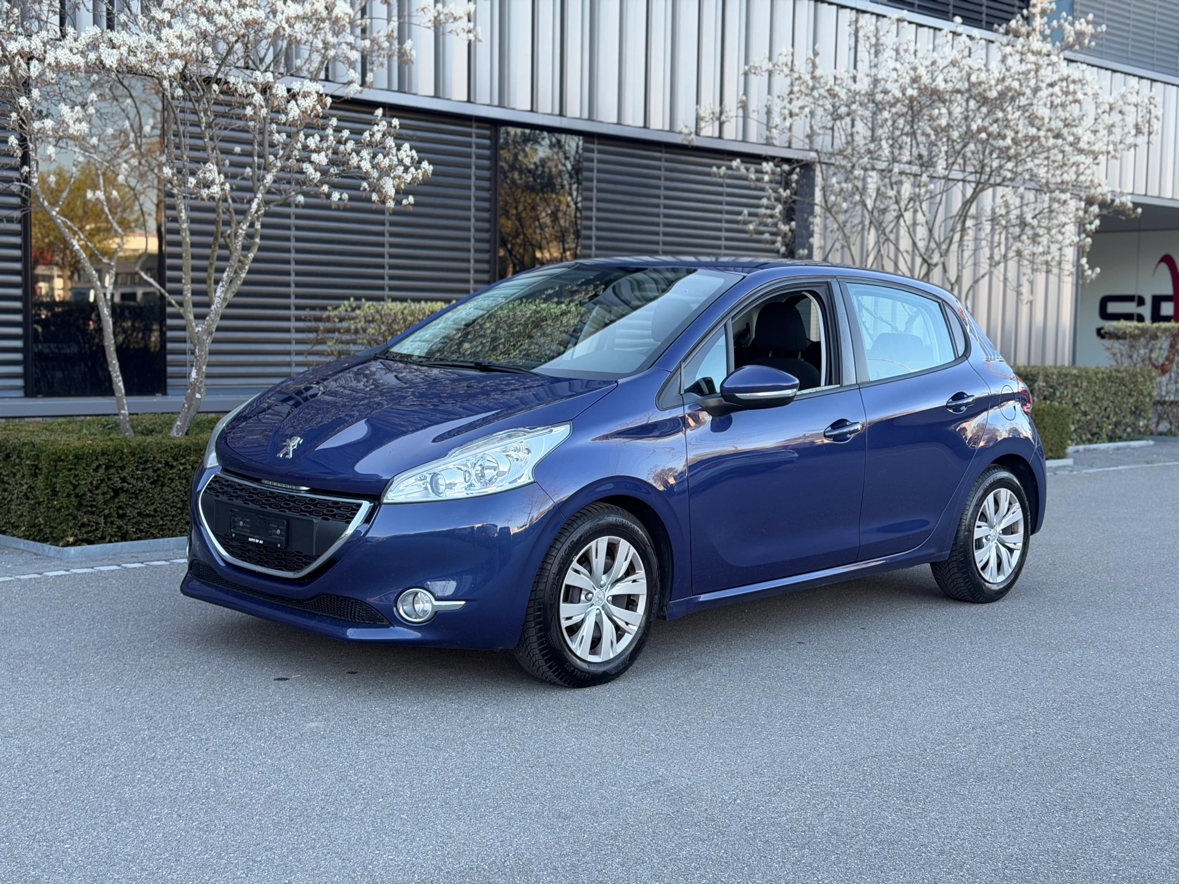 Peugeot 208 1.4 VTI Active (image principale)