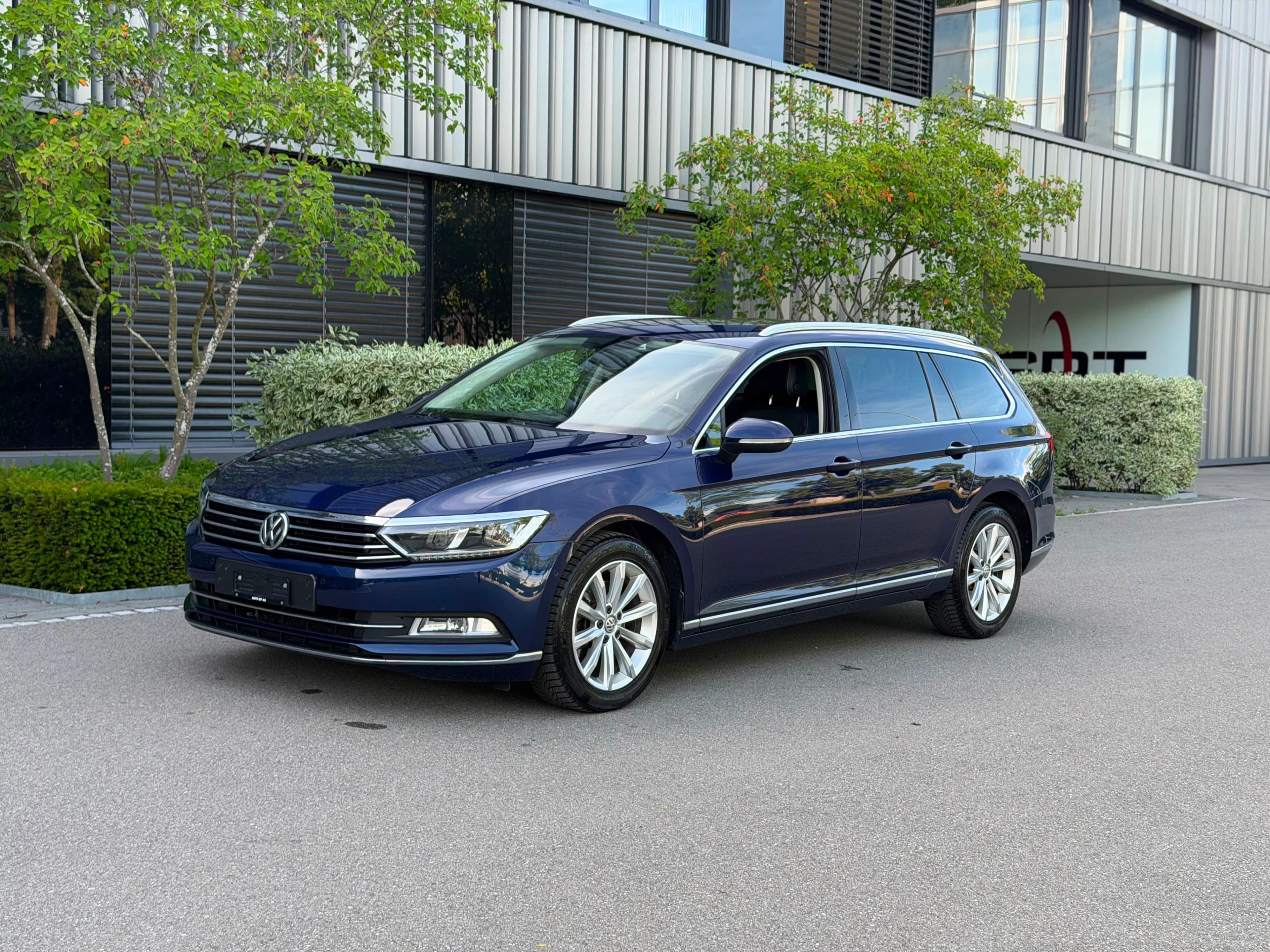 VW Passat Variant 2.0 TDI BMT Highline DSG (image principale)